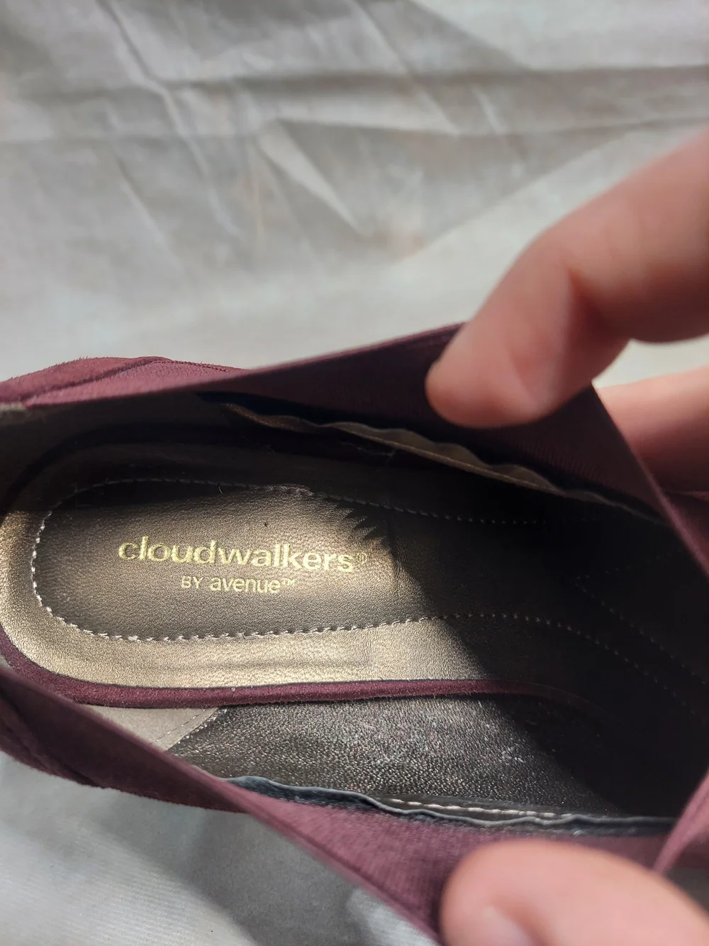 Cloudwalkers by Avenue Karina Burgundy Suede-Look Elastic X-Strap Heels 9W